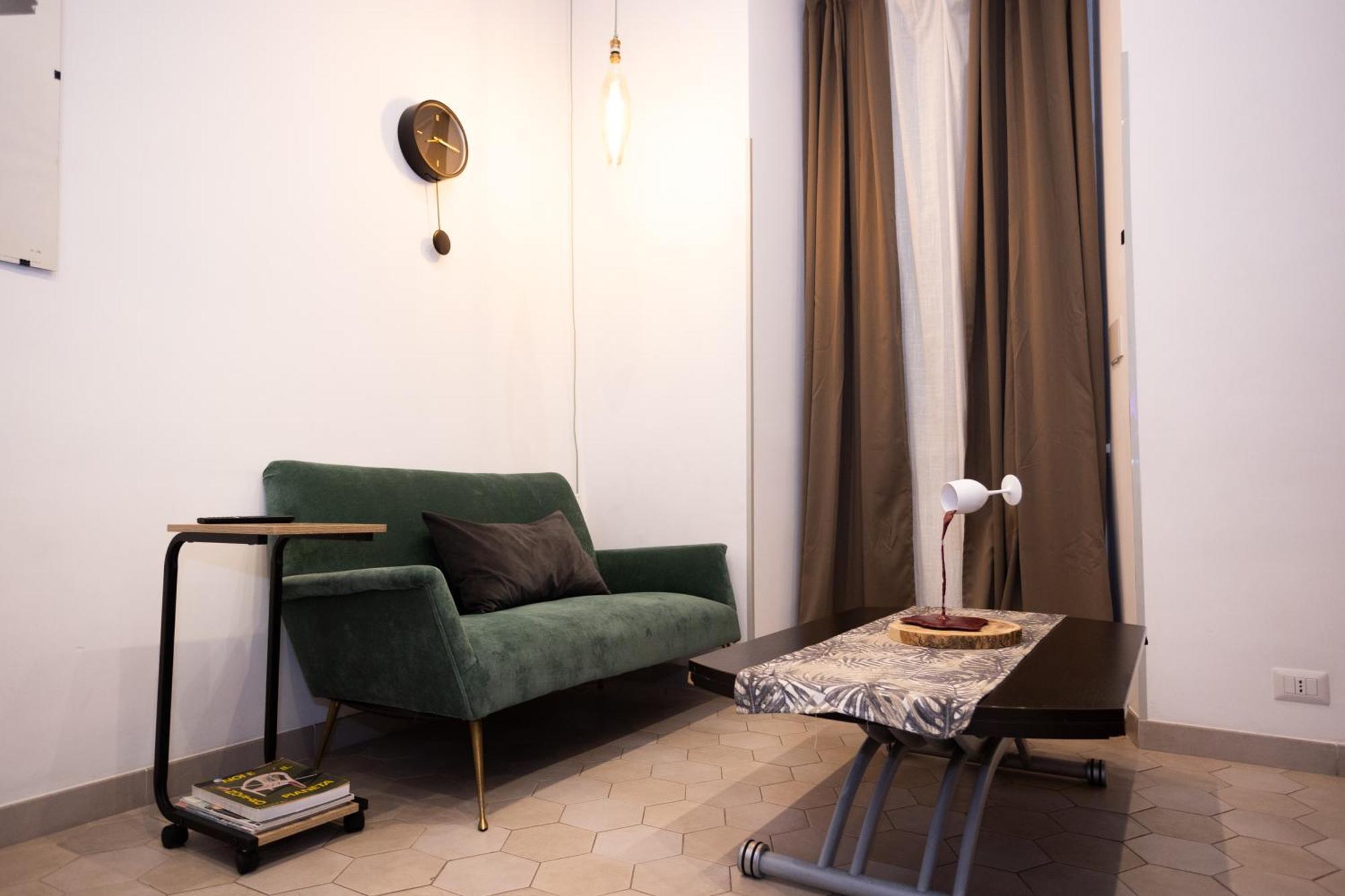 Casa Al Colosseo Holidays Apartamento *